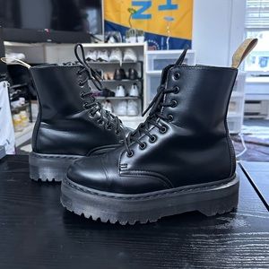 Dr. Martens V Jadon II Mono Leather Boots